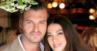 بعد خمس سنوات من الزواج… الممثل التركي الشهير بـ “مهنّد” يرزق بمولوده الأوّل